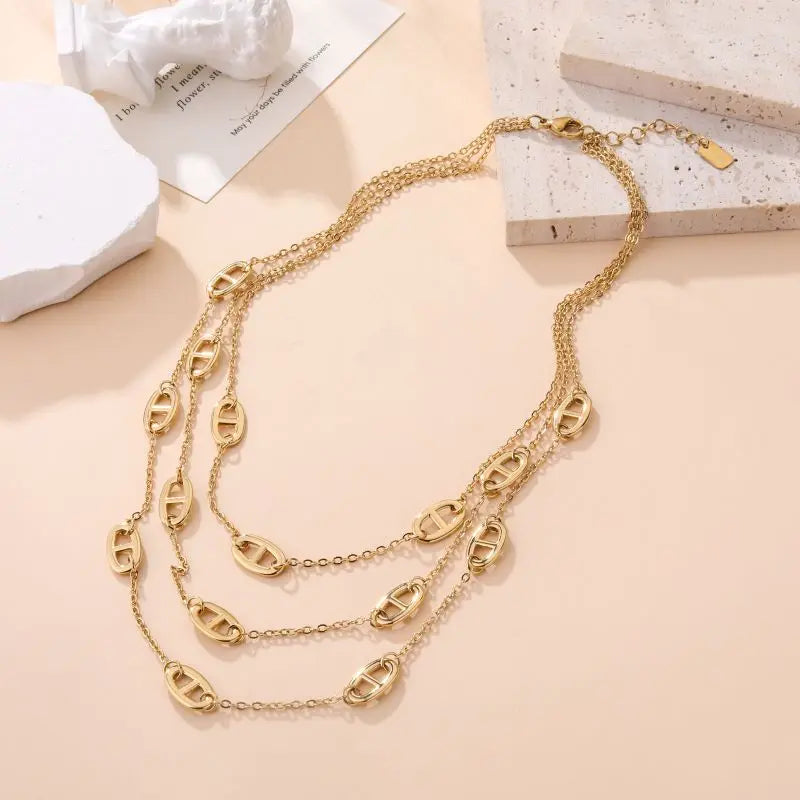 Collier Selina